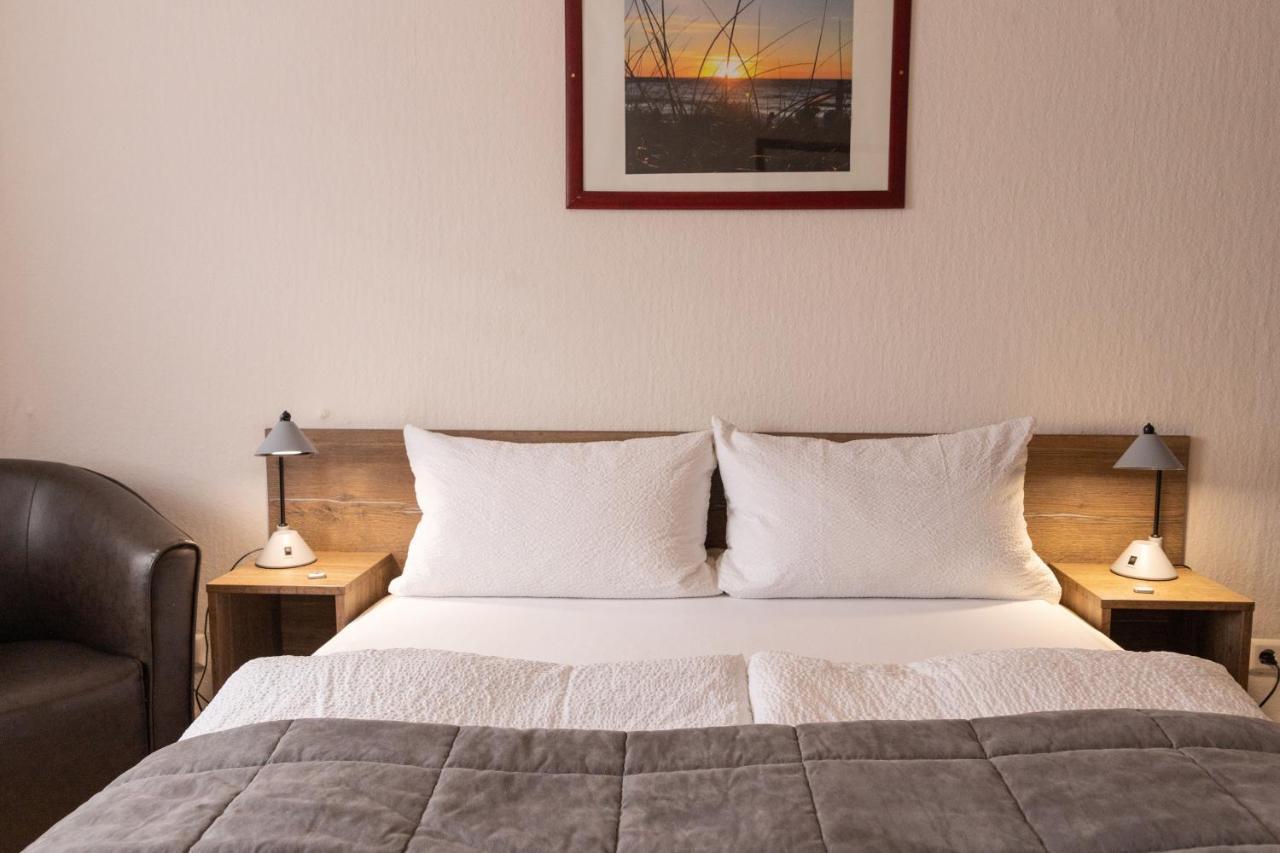 Hotel Zur Post Ochsendorf Koenigslutter am Elm Luaran gambar